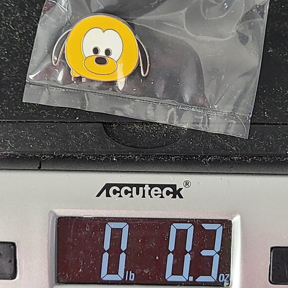 2015 Disney Pin Trading Pluto Tsum Tsum Mystery Enamel Pin Authentic - Picture 6 of 6